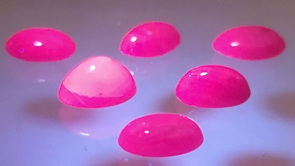 Hovedbilde Cabochon, rubin (eng. ruby), 3 x 5 mm