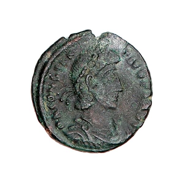 Hovedbilde Constantius II, majorina, år 337-361, spiddet soldat
