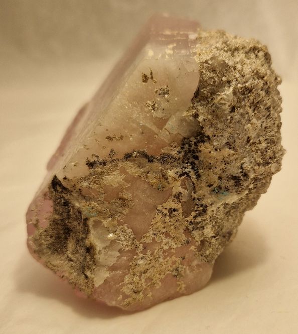 Hovedbilde Spodumenkrystall (var. kunzitt), Afghanistan