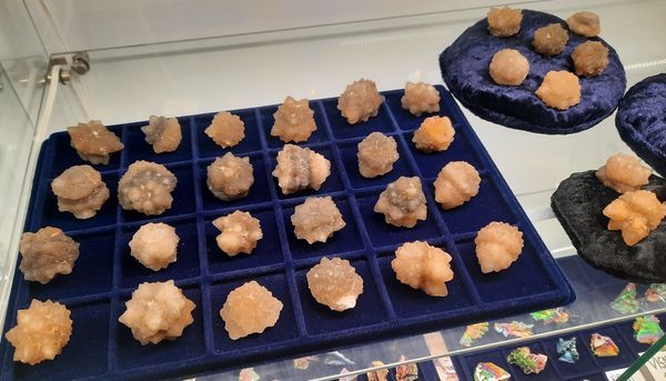 Hovedbilde Stor stjernekvarts (multiterminert), Marokko