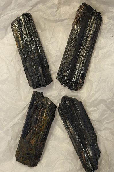 Hovedbilde Svart turmalin, rå (schörl), 6-7 cm