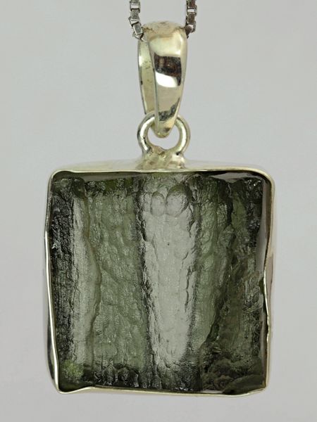 Hovedbilde Moldavitt fra Chlum, Tsjekkia, sølvanheng, 4,19 gram